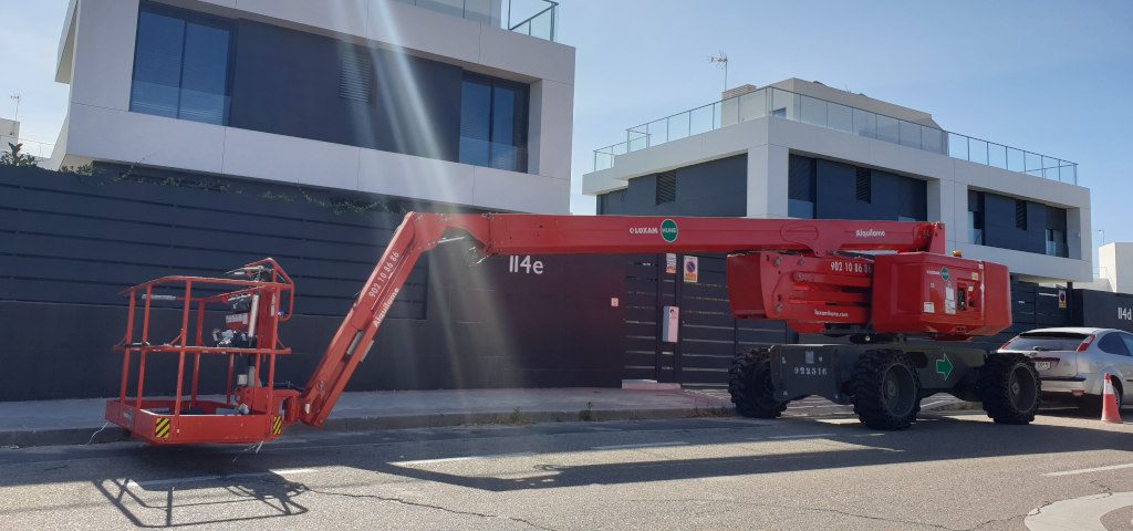 Fachada edificio plataforma Articulada loxamHune