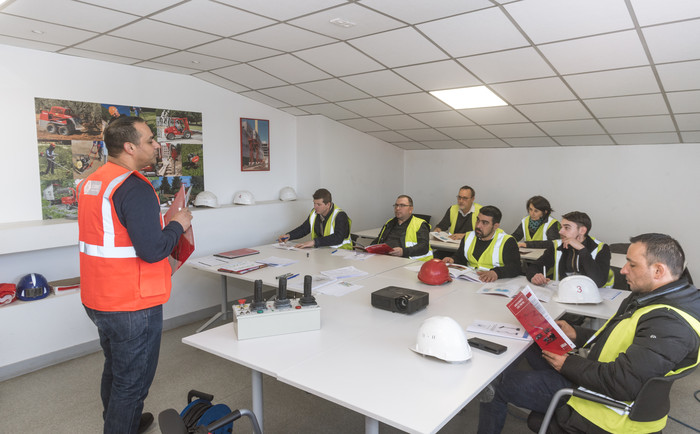 Formación teórica PEMP con LOXAM