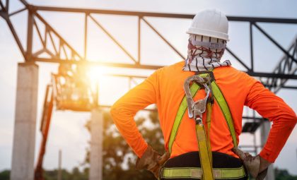 rescate en altura equipacion arnes seguridad obra 02